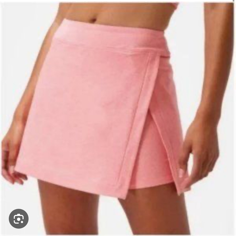 Pink Outdoor Voices Court Skort!